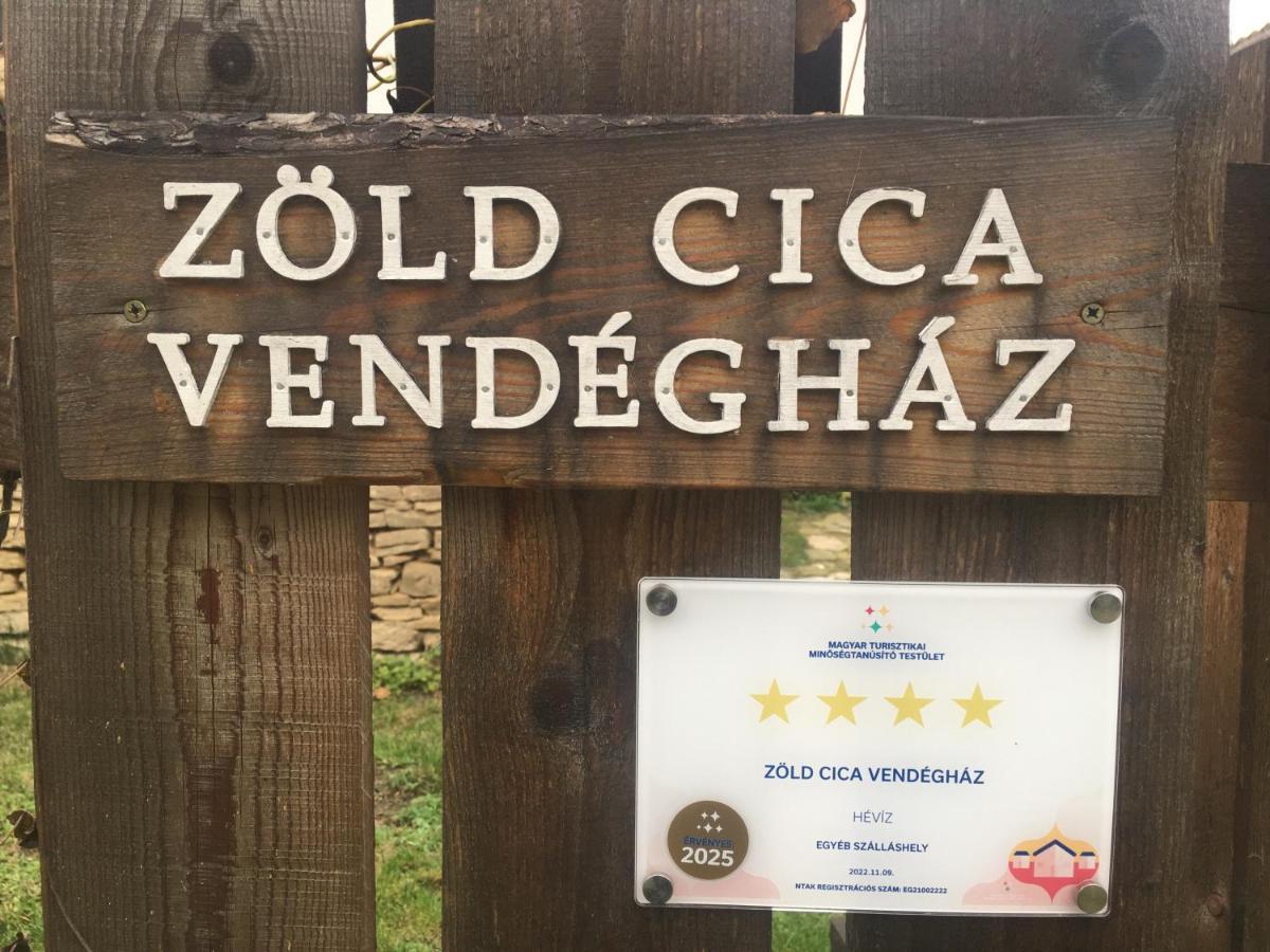 Zoeld Cica Vendeghaz Hévíz